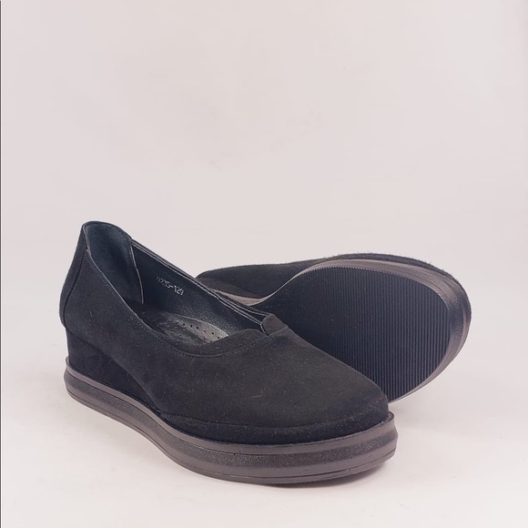 Norka Suede Leather Flats in Black Made in Turkey - Picture 2 of 4